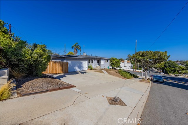 1308 Irena Avenue, Redondo Beach, California 90277, 3 Bedrooms Bedrooms, ,1 BathroomBathrooms,Residential,Sold,Irena,SB22205382