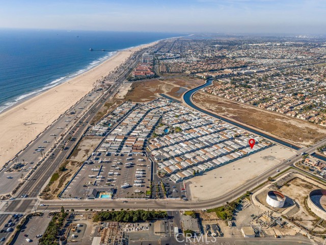 Detail Gallery Image 33 of 35 For 21851 Newland St #37,  Huntington Beach,  CA 92646 - 1 Beds | 1 Baths