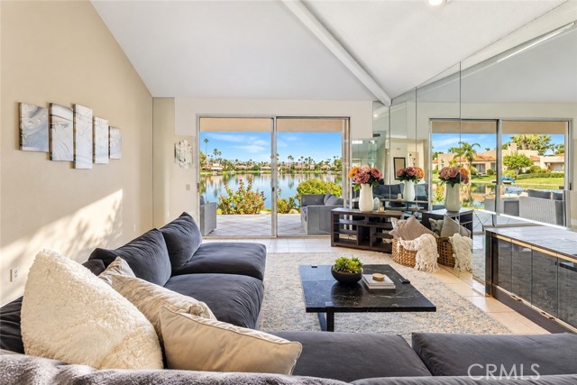 77 Lake Shore Drive, Rancho Mirage, CA 92270