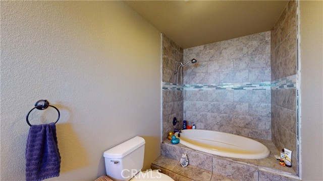 Detail Gallery Image 18 of 31 For 14229 Avenue 23 1/2, Chowchilla,  CA 93610 - 3 Beds | 2/1 Baths