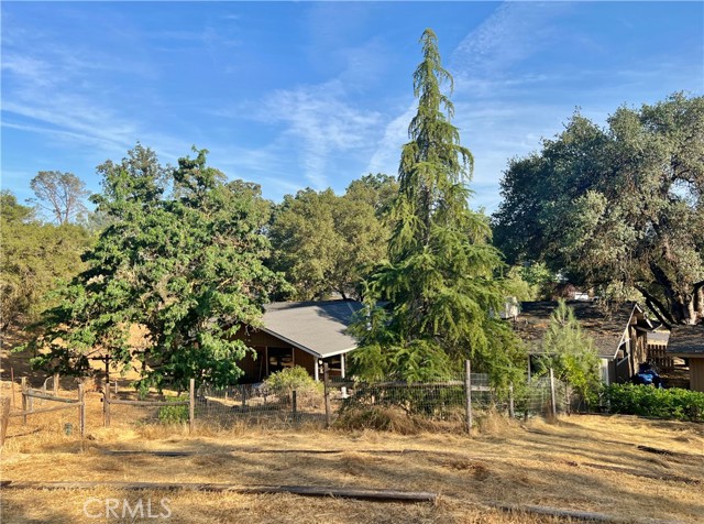 44293 Copper Creek Way, Coarsegold CA: https://media.crmls.org/medias/5d71eef9-171d-4324-b36c-3ad2a344dd94.jpg