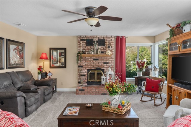 Detail Gallery Image 25 of 63 For 10684 Lakeview Rd, Yucaipa,  CA 92399 - 4 Beds | 3 Baths