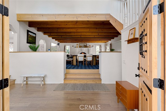 Detail Gallery Image 12 of 64 For 951 Osprey, Lake Arrowhead,  CA 92352 - 4 Beds | 4 Baths