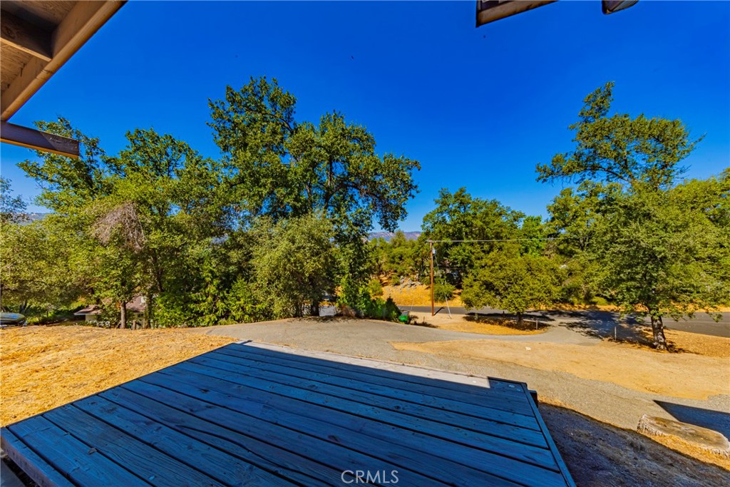 https://media.crmls.org/medias/5d736392-5d33-408a-84c4-99190d0083b3.jpg?preset=X-Large