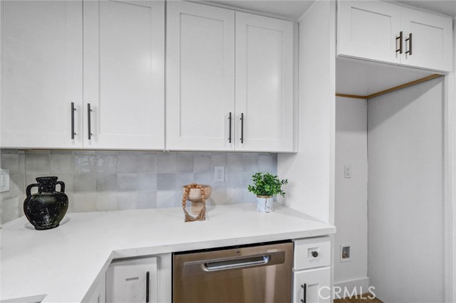 738 Amberwood Drive, Santa Ana CA: https://media.crmls.org/medias/5d73d762-007d-477d-a0cb-3109822f4987.jpg