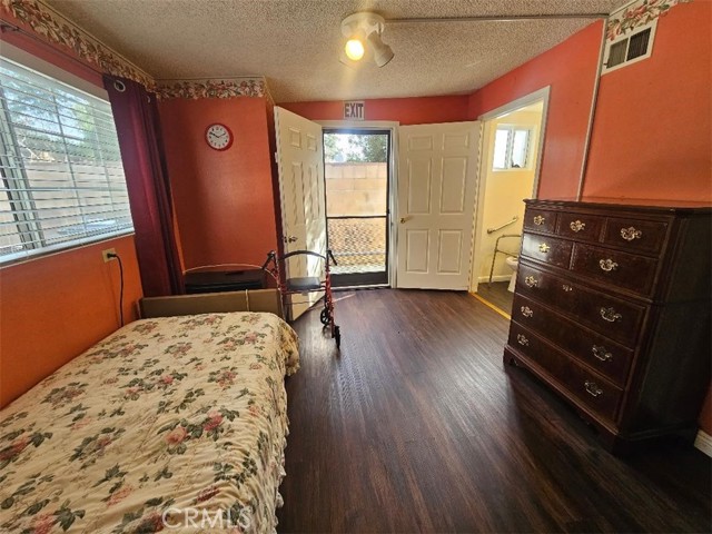  Commercial for Sale in Granada Hills, California