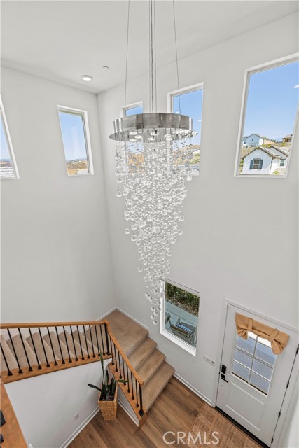 Detail Gallery Image 11 of 34 For 28528 Wildflower Terrace, Castaic,  CA 91384 - 3 Beds | 3 Baths