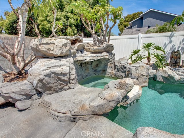 6241 Mar Vista DR