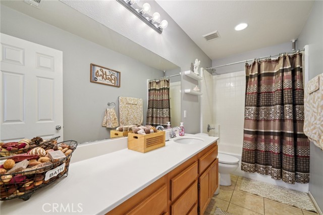 27872 Almont Way, Menifee CA: https://media.crmls.org/medias/5d75b592-c961-4c5b-8ba4-a7e7d6a221e5.jpg