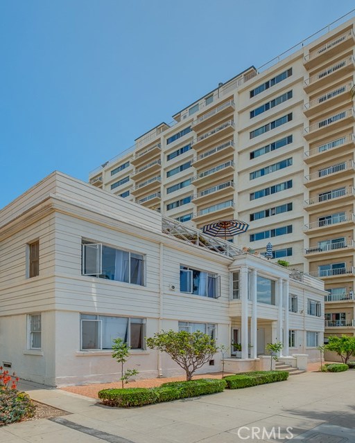 Photo of 1045 Ocean Avenue, Santa Monica, CA 90403