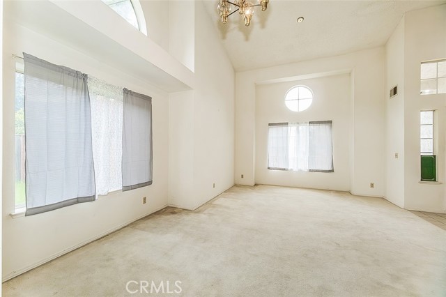 Detail Gallery Image 11 of 44 For 9659 N Shenandoah, Fresno,  CA 93720 - 3 Beds | 3 Baths