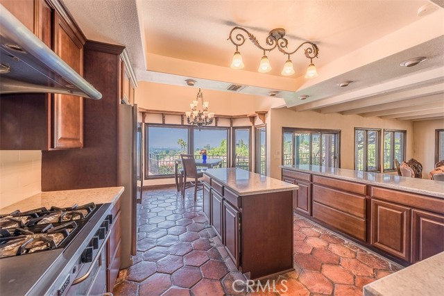 Detail Gallery Image 13 of 33 For 996 Cancho Dr, La Habra Heights,  CA 90631 - 6 Beds | 7/1 Baths