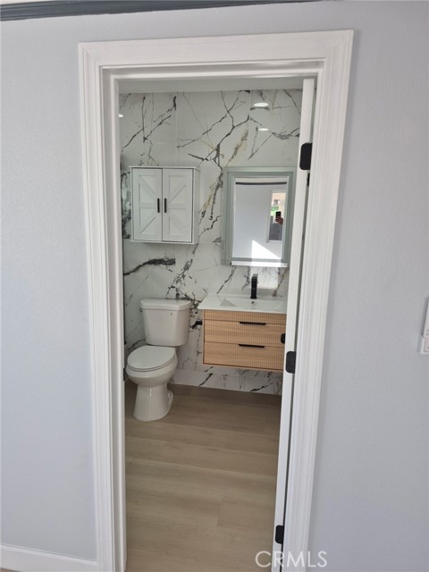 Detail Gallery Image 11 of 19 For 5934 Lemon Ave, Long Beach,  CA 90805 - 2 Beds | 2 Baths