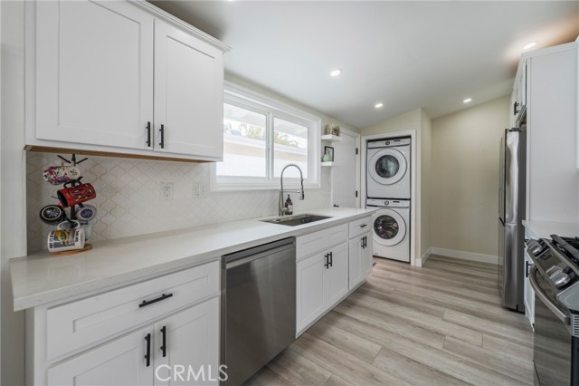 Image 10 of 45 For 1925 Beacon Avenue