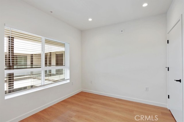 Detail Gallery Image 9 of 17 For 321 S Oxford Ave #606,  Los Angeles,  CA 90020 - 2 Beds | 2 Baths
