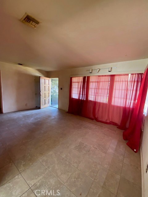 17417 Chatsworth Street photo 2