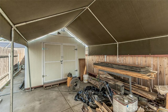 2468 Laverne, Clovis CA: https://media.crmls.org/medias/5d79bf28-7040-48ba-ab58-b83387c7e92e.jpg