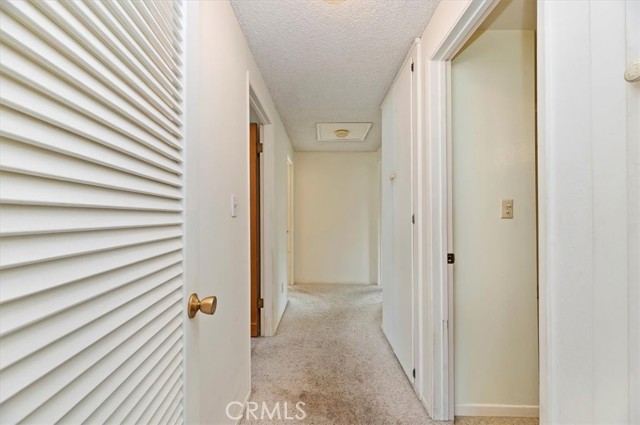 Detail Gallery Image 16 of 31 For 3106 Yellowstone Dr, Costa Mesa,  CA 92626 - 3 Beds | 2 Baths