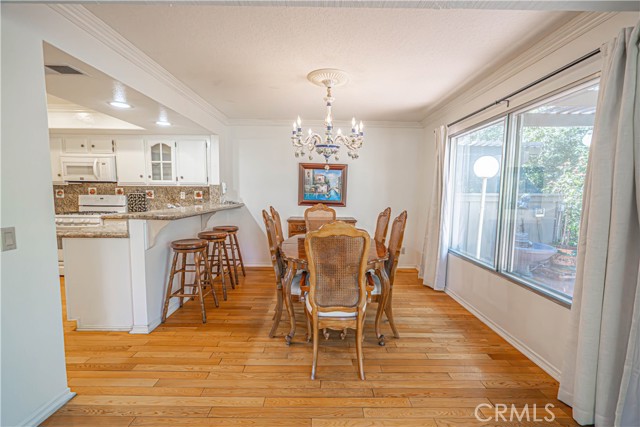 Detail Gallery Image 9 of 42 For 19210 Lahey St #2,  Porter Ranch,  CA 91326 - 3 Beds | 2/1 Baths