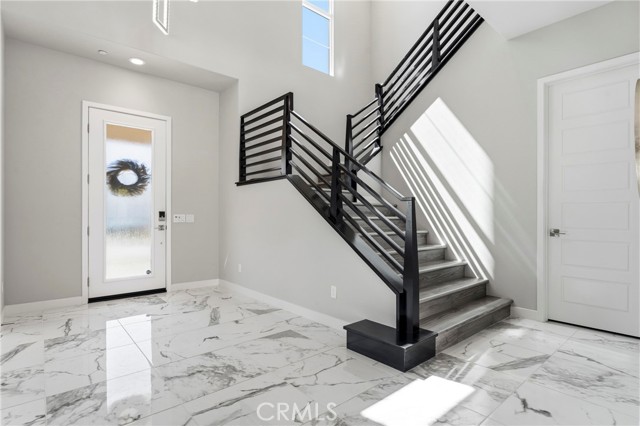 Detail Gallery Image 39 of 75 For 17721 Ridgeline Ct, Saugus,  CA 91350 - 4 Beds | 4 Baths