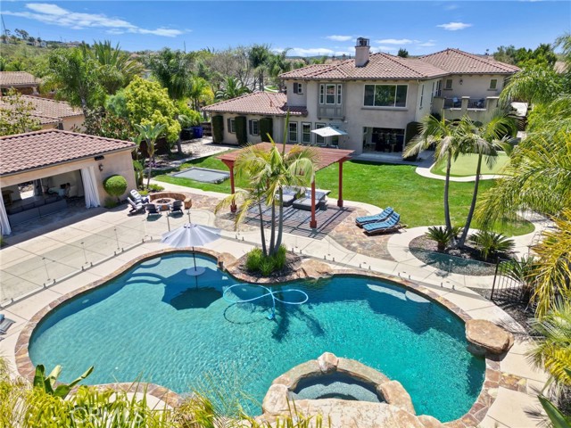 15020 Applewood Court, San Diego CA: https://media.crmls.org/medias/5d7b0825-0673-45f0-a03e-95d8569cfae0.jpg