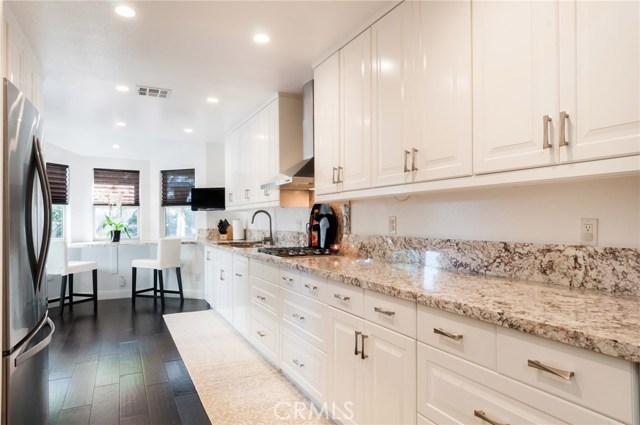 24 Bermuda Court, Manhattan Beach, California 90266, 3 Bedrooms Bedrooms, ,1 BathroomBathrooms,Residential,Sold,Bermuda,SB17026195