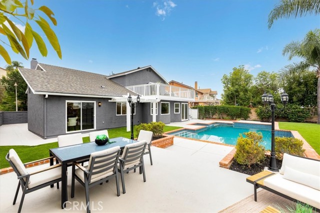 27951 Encanto, Mission Viejo CA: https://media.crmls.org/medias/5d7d4804-eb1b-4583-bfbd-ace778db1e8e.jpg