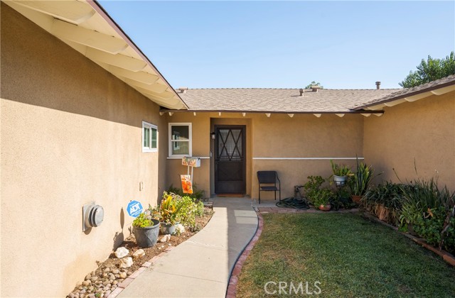 Detail Gallery Image 5 of 36 For 702 Helmsdale Ave, La Puente,  CA 91744 - 4 Beds | 2 Baths