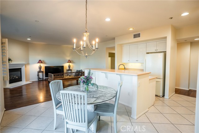 Detail Gallery Image 2 of 5 For 17782 Liberty Lane, Fountain Valley,  CA 92708 - 2 Beds | 2 Baths