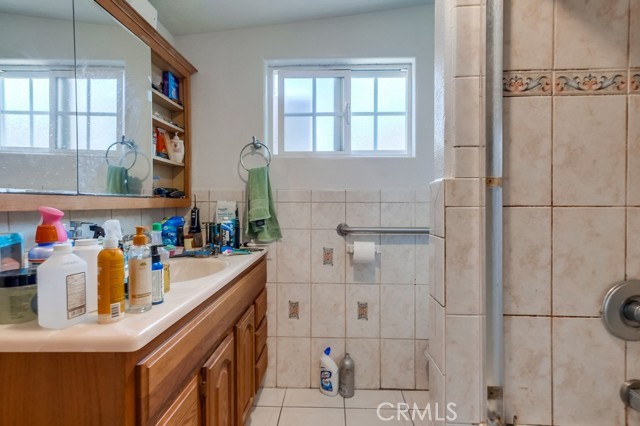 Detail Gallery Image 16 of 33 For 2663 Loosmore St, Los Angeles,  CA 90065 - 2 Beds | 1 Baths