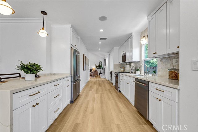 Image 9 of 29 For 6329 Candor Street