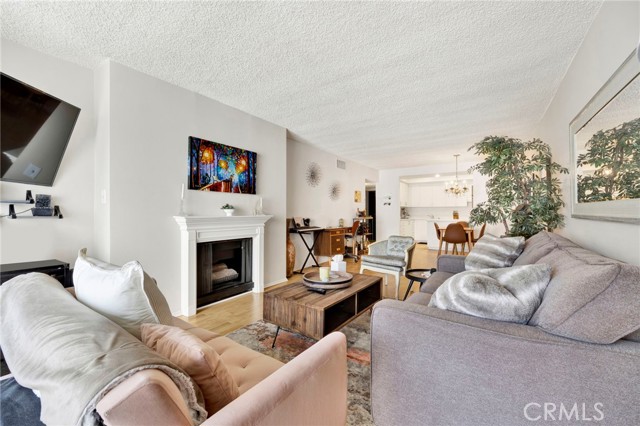 Detail Gallery Image 18 of 31 For 1401 Valley View Rd #314,  Glendale,  CA 91202 - 1 Beds | 1 Baths