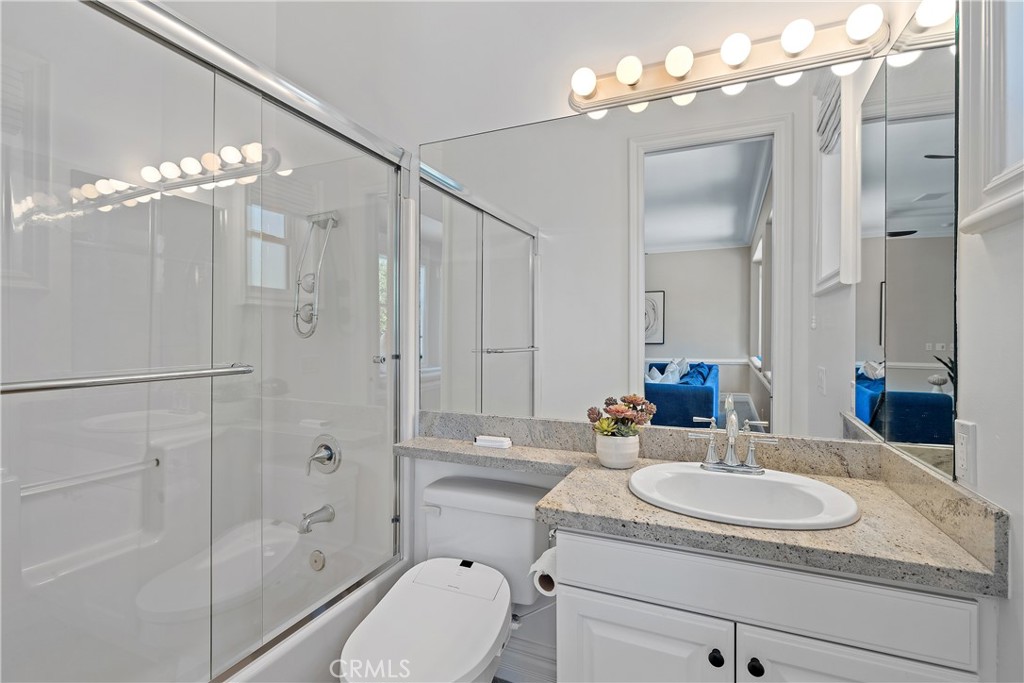 5d81823e 4b41 410b B7fc 937bfb45a8b1