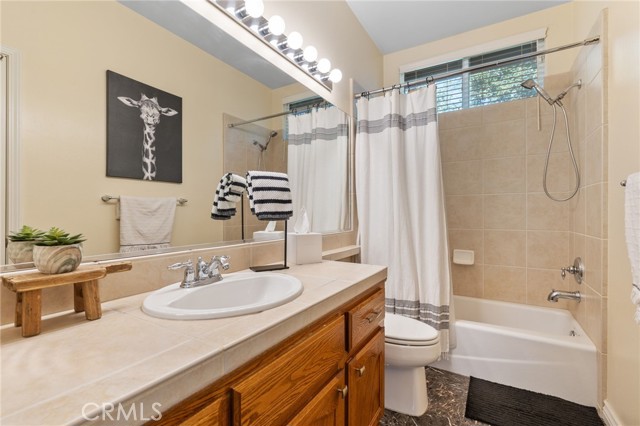 Detail Gallery Image 29 of 44 For 308 Riesling Vines St, Bakersfield,  CA 93314 - 3 Beds | 2 Baths
