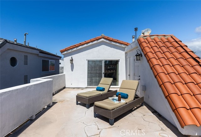 Detail Gallery Image 19 of 20 For 415 8th St, Huntington Beach,  CA 92648 - 3 Beds | 3/2 Baths