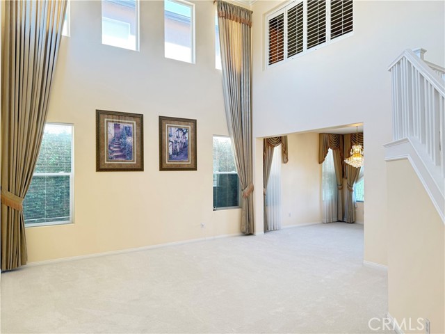 Detail Gallery Image 3 of 22 For 10354 Sandlewood, Porter Ranch,  CA 91326 - 4 Beds | 3 Baths