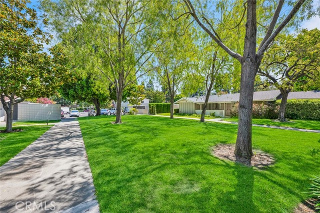 Detail Gallery Image 21 of 31 For 336 Avenida Sevilla #B,  Laguna Woods,  CA 92637 - 2 Beds | 1/1 Baths