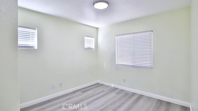 14412 Moon Valley Street, Victorville CA: https://media.crmls.org/medias/5d843453-3a28-450d-8ce0-351431b2f5a5.jpg