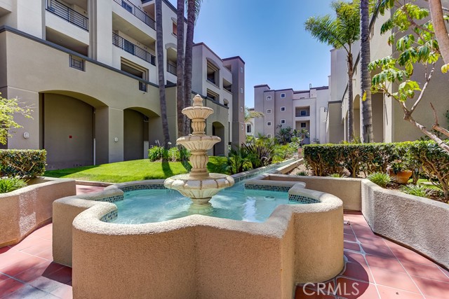 Detail Gallery Image 29 of 37 For 200 Pacific Coast Hwy #320,  Huntington Beach,  CA 92648 - 2 Beds | 2 Baths