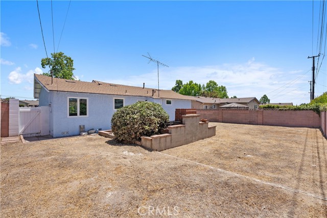 11747 Hollyview Drive, La Mirada CA: https://media.crmls.org/medias/5d853fd7-5c52-4fec-9624-042a605d9e37.jpg