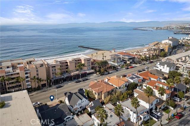 726 Esplanade, Redondo Beach, California 90277, 6 Bedrooms Bedrooms, ,1 BathroomBathrooms,Residential,For Sale,Esplanade,SB25009221