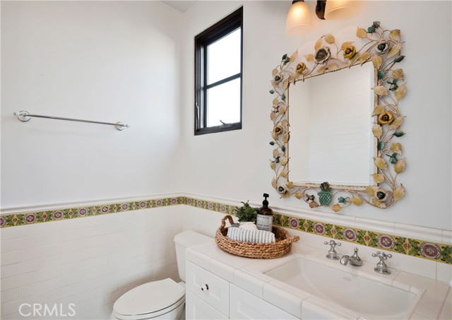 1725 Oak Avenue, Manhattan Beach, California 90266, 4 Bedrooms Bedrooms, ,4 BathroomsBathrooms,Residential,Sold,Oak,SB21251679