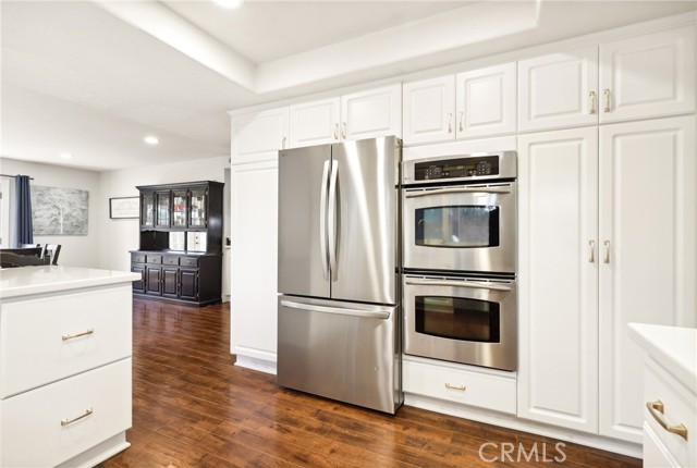 Detail Gallery Image 10 of 49 For 22321 Parkwood, Lake Forest,  CA 92630 - 4 Beds | 3 Baths