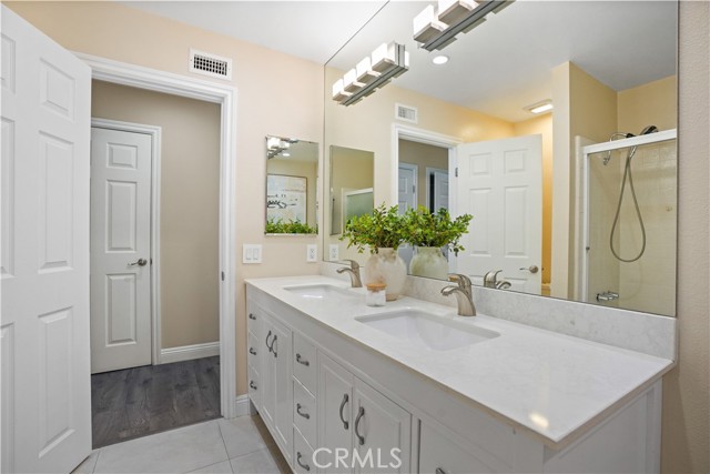 854 Rim Crest, Westlake Village CA: https://media.crmls.org/medias/5d8763b2-d4c1-4e21-8db1-54fe0da0ae2f.jpg
