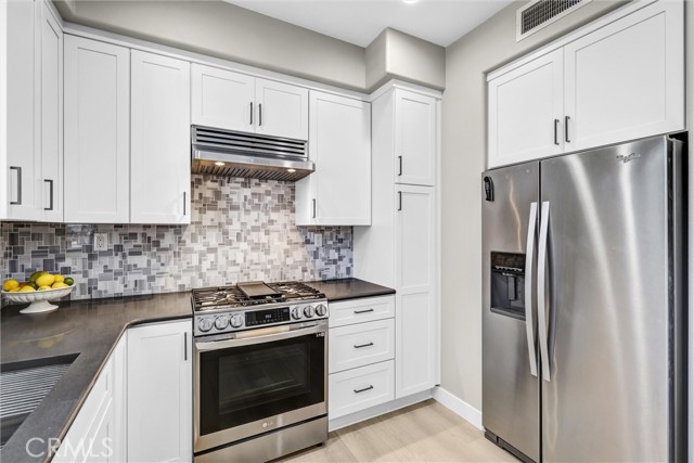 29 Hinterland Way, Ladera Ranch CA: https://media.crmls.org/medias/5d87afe4-c055-4798-aaa0-a501d474c172.jpg