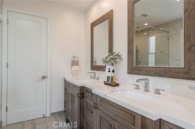 223 Irena Avenue, Redondo Beach, California 90277, 4 Bedrooms Bedrooms, ,4 BathroomsBathrooms,Residential,For Sale,Irena,SB25254754