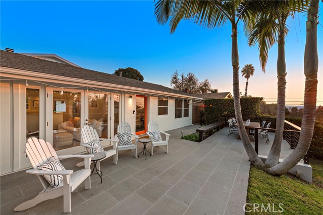 Detail Gallery Image 17 of 23 For 595 Bluebird Canyon Dr, Laguna Beach,  CA 92651 - 2 Beds | 2 Baths