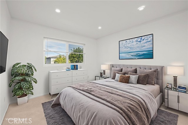 Detail Gallery Image 25 of 45 For 5017 Cartwright #3,  North Hollywood,  CA 91601 - 4 Beds | 2/1 Baths