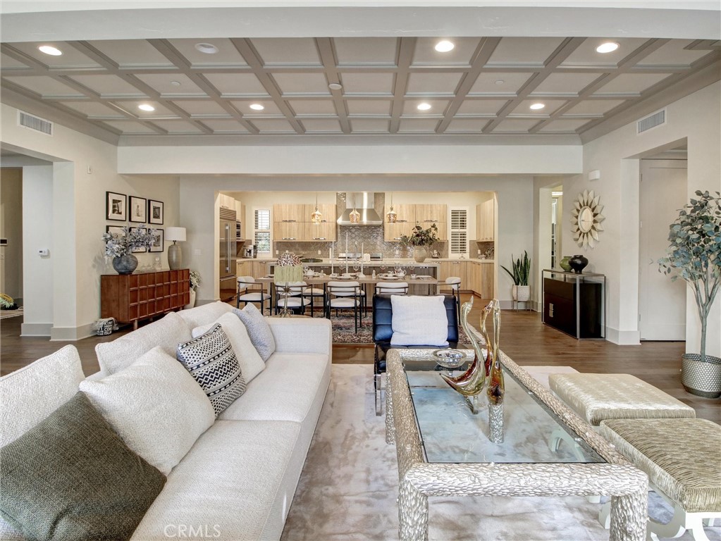 112 S Orange Grove Boulevard #109