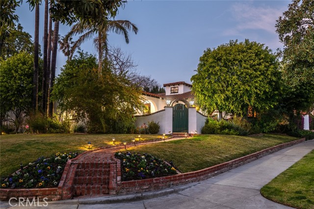 Detail Gallery Image 44 of 47 For 1731 W Kenneth Rd, Glendale,  CA 91201 - 3 Beds | 2 Baths